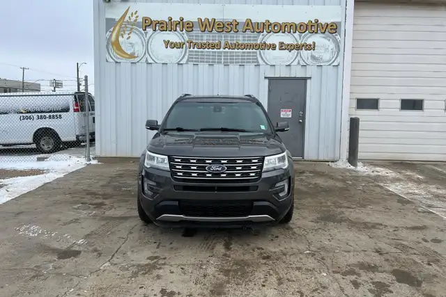 2016 Ford Explorer 4WD 4dr Limited - Photo 2