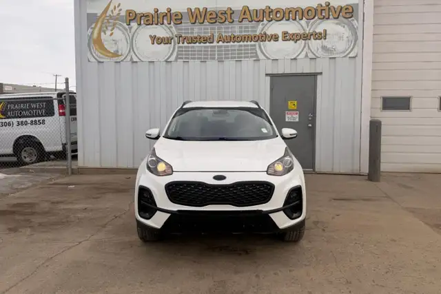 2022 Kia Sportage LX AWD - Photo 2