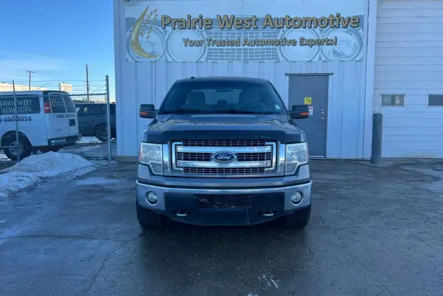 2014 Ford F-150 4WD SuperCrew 145' XLT - Photo 2