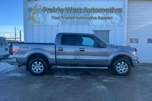 2014 Ford F-150 4WD SuperCrew 145' XLT - Photo 4