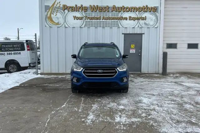 2017 Ford Escape 4WD 4dr Titanium - Photo 2