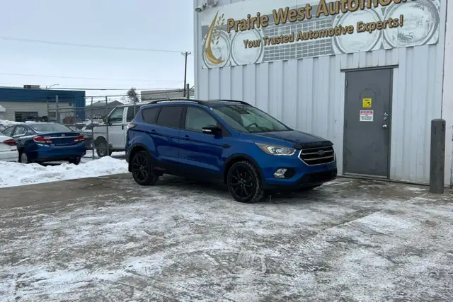2017 Ford Escape 4WD 4dr Titanium - Photo 3