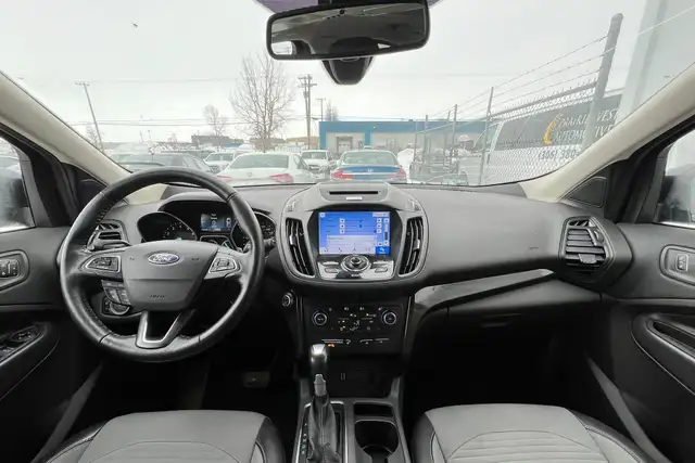 2017 Ford Escape 4WD 4dr Titanium - Photo 18