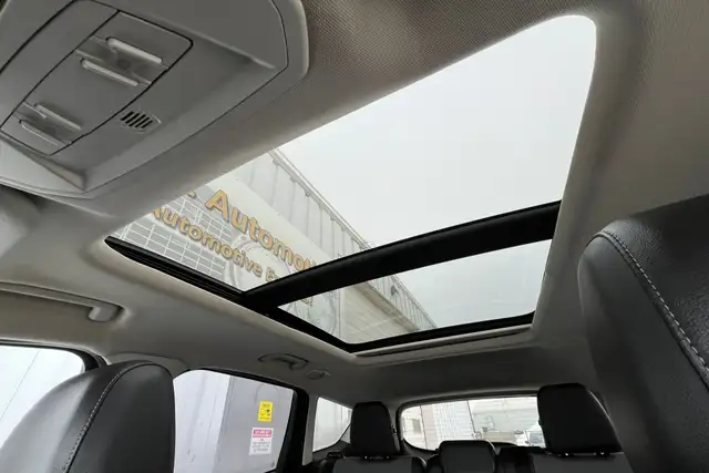 2017 Ford Escape 4WD 4dr Titanium - Photo 22