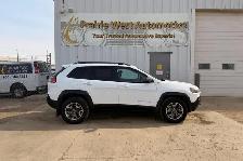 2019 Jeep Cherokee Trailhawk 4x4 - Photo 4