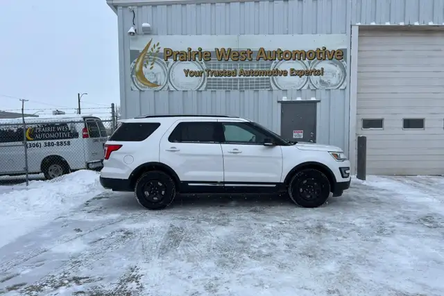2016 Ford Explorer 4WD 4dr XLT - Photo 4