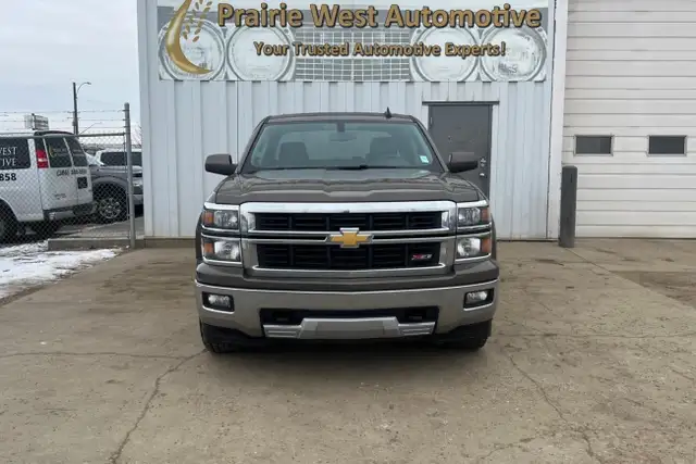 2015 Chevrolet Silverado 1500 4WD Crew Cab 143.5' LT w/1LT - Photo 2