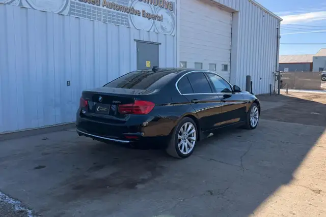 2017 BMW 3-Series 4dr Sdn 330i xDrive AWD - Photo 5
