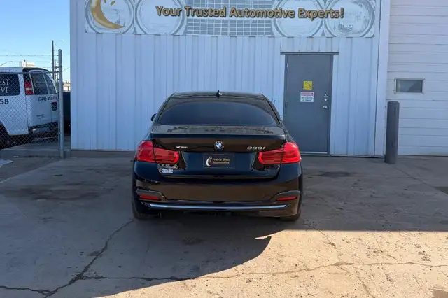 2017 BMW 3-Series 4dr Sdn 330i xDrive AWD - Photo 6