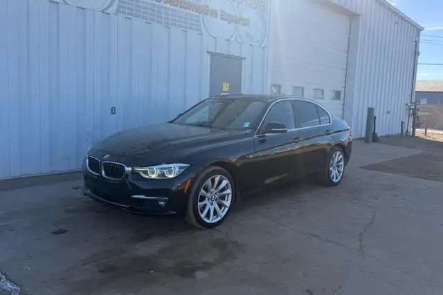 2017 BMW 3-Series 4dr Sdn 330i xDrive AWD - Photo 9