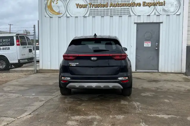 2021 Kia Sportage LX AWD - Photo 6