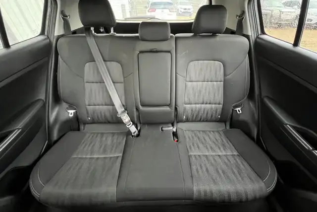 2021 Kia Sportage LX AWD - Photo 19