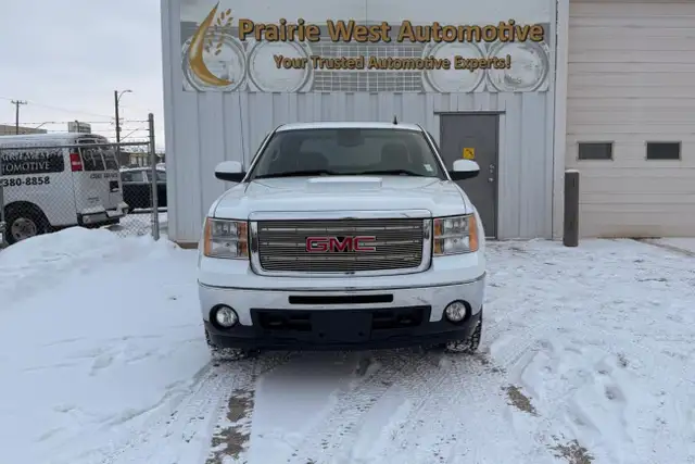 2013 GMC Sierra 1500 4WD Crew Cab 143.5' SLE - Photo 2