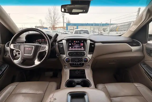2015 GMC Yukon XL 4WD 4dr SLT - Photo 17