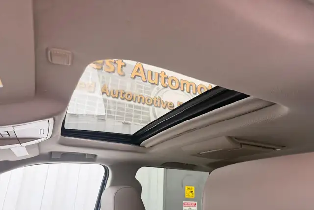 2015 GMC Yukon XL 4WD 4dr SLT - Photo 20