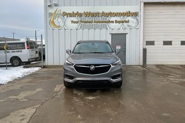 2018 Buick Enclave AWD 4dr Essence - Photo 2