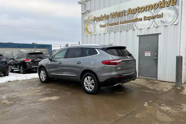 2018 Buick Enclave AWD 4dr Essence - Photo 7