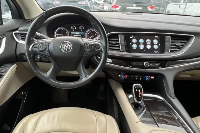 2018 Buick Enclave AWD 4dr Essence - Photo 11