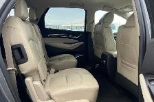 2018 Buick Enclave AWD 4dr Essence - Photo 19