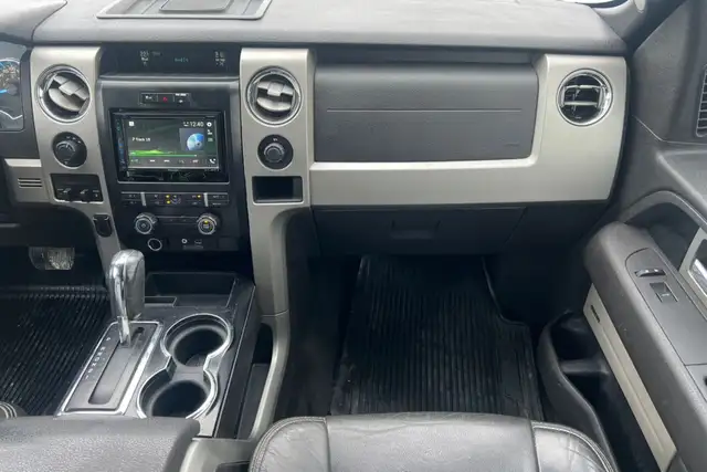 2011 Ford F-150 4WD SuperCrew 145' XLT - Photo 13