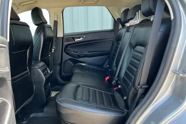 2020 Ford Edge SEL AWD - Photo 15
