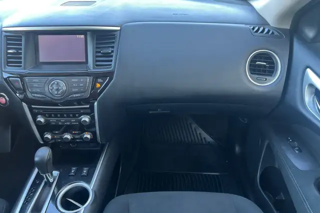 2015 Nissan Pathfinder 4WD 4dr S - Photo 19