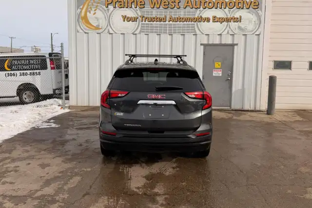 2018 GMC Terrain FWD 4dr SLE - Photo 6