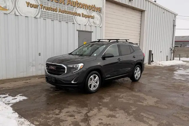 2018 GMC Terrain FWD 4dr SLE - Photo 8