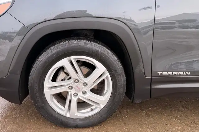 2018 GMC Terrain FWD 4dr SLE - Photo 10