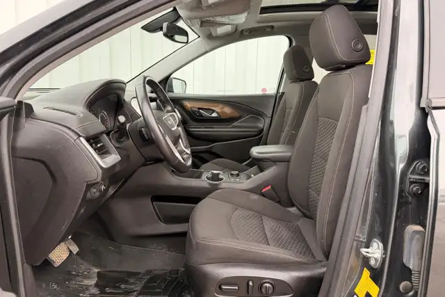 2018 GMC Terrain FWD 4dr SLE - Photo 11