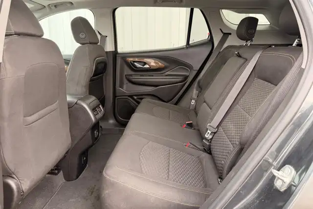 2018 GMC Terrain FWD 4dr SLE - Photo 13