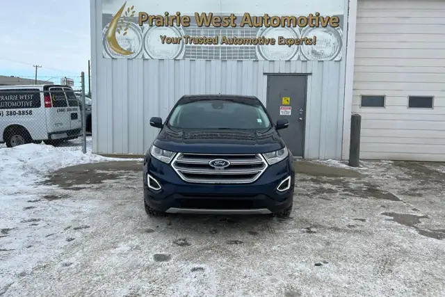 2017 Ford Edge 4dr Titanium AWD - Photo 2