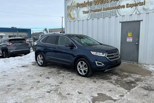 2017 Ford Edge 4dr Titanium AWD - Photo 3