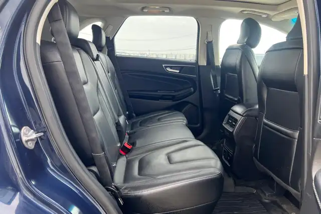 2017 Ford Edge 4dr Titanium AWD - Photo 14