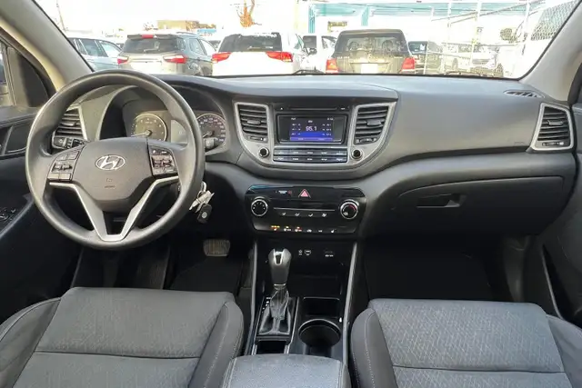 2018 Hyundai Tucson 2.0L FWD - Photo 15