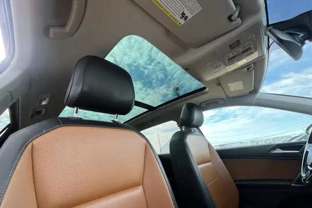 2018 Volkswagen Tiguan Comfortline 4MOTION Ltd Avail - Photo 21