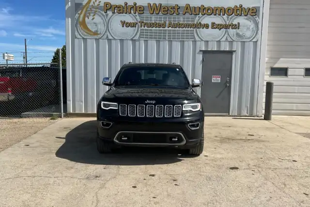 2018 Jeep Grand Cherokee Overland 4x4 - Photo 2
