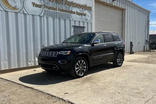 2018 Jeep Grand Cherokee Overland 4x4 - Photo 9