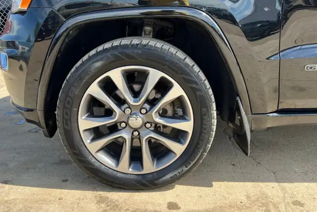 2018 Jeep Grand Cherokee Overland 4x4 - Photo 10