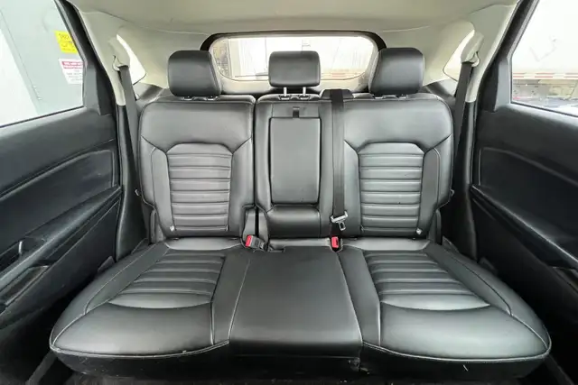 2019 Ford Edge SEL AWD - Photo 15