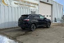 2017 Jeep Compass 4WD 4dr Limited - Photo 4