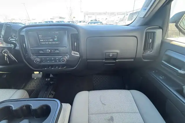 2017 Chevrolet Silverado 1500 4WD Crew Cab 143.5' LS - Photo 13