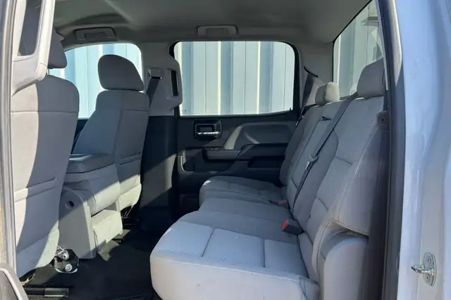 2017 Chevrolet Silverado 1500 4WD Crew Cab 143.5' LS - Photo 14