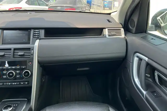 2018 Land Rover Discovery Sport SE 4WD - Photo 15