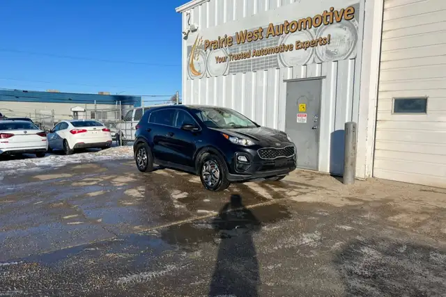 2021 Kia Sportage LX AWD - Photo 3