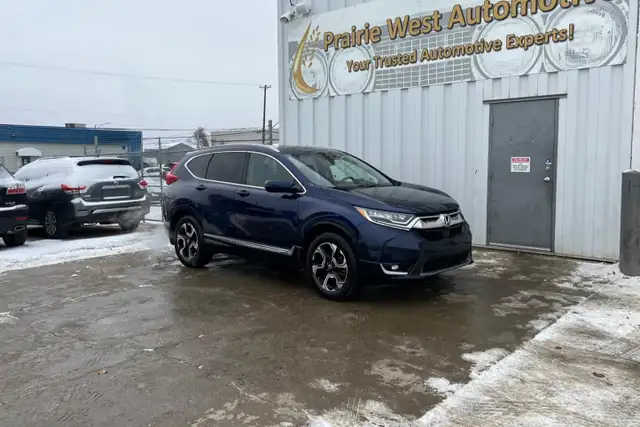 2018 Honda CR-V Touring AWD - Photo 3