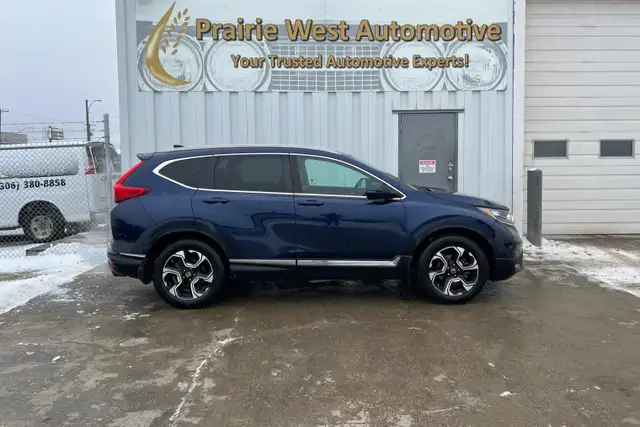 2018 Honda CR-V Touring AWD - Photo 4