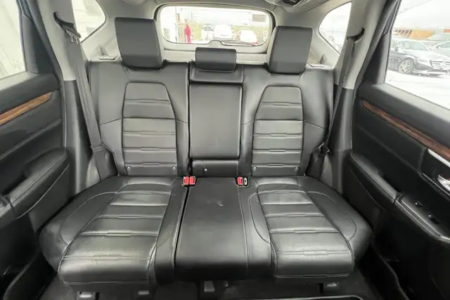 2018 Honda CR-V Touring AWD - Photo 14