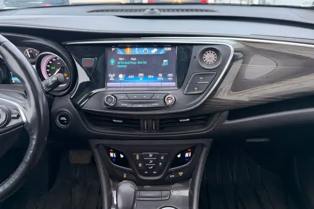 2019 Buick Envision AWD 4dr Essence - Photo 12