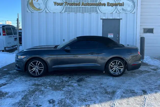 2017 Ford Mustang 2dr Conv EcoBoost Premium - Photo 8